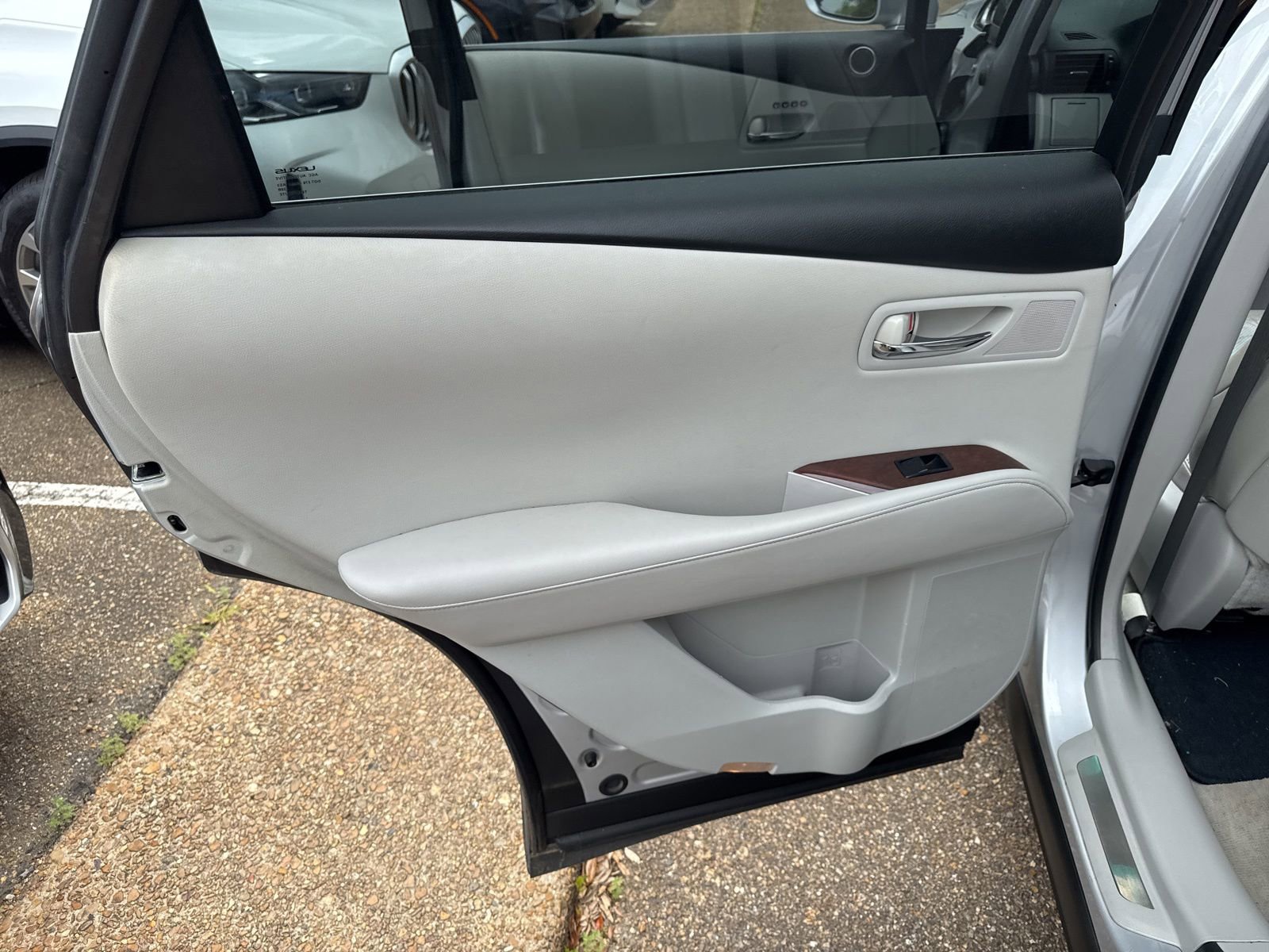 Used 2011 Lexus RX 350 AWD w/ Premium Pkg image 10