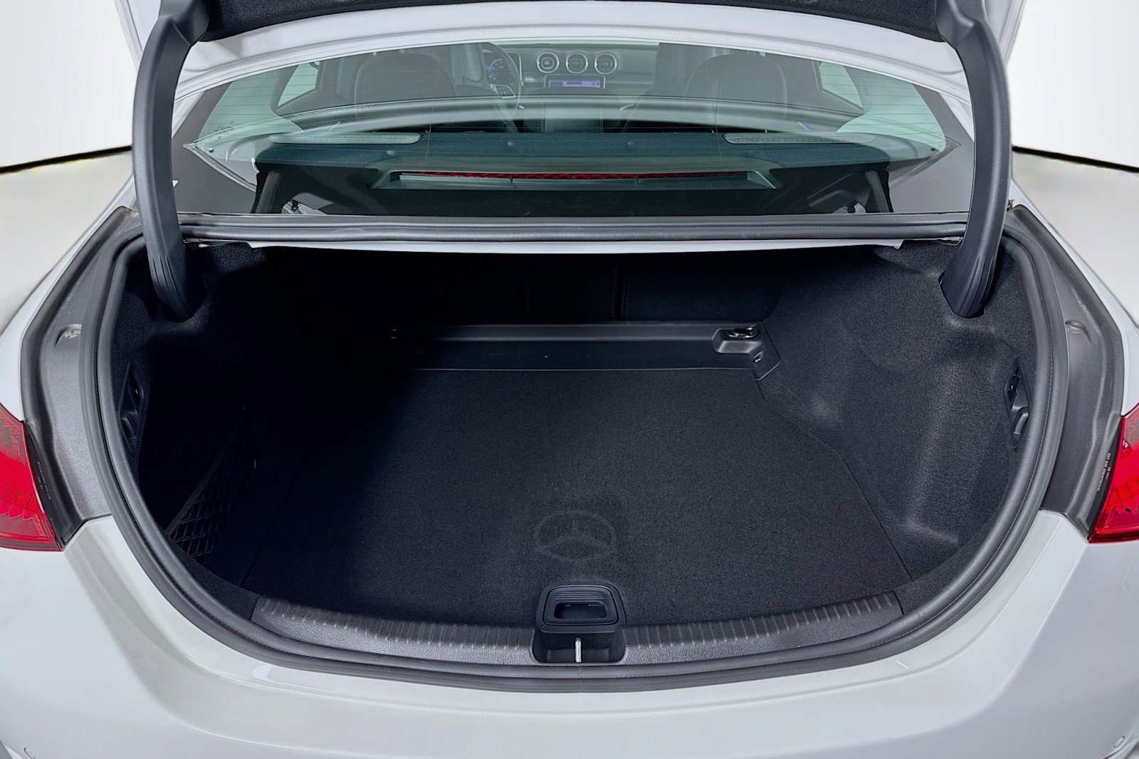 Certified 2024 Mercedes-Benz C 300 Sedan w/ Exclusive Trim Package image 23