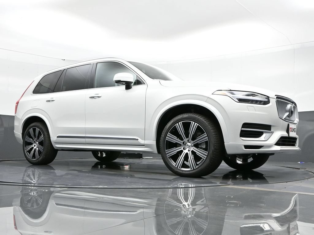 New 2025 Volvo XC90 T8 Core w/ Protection Package Premier AWD/4WD image 43