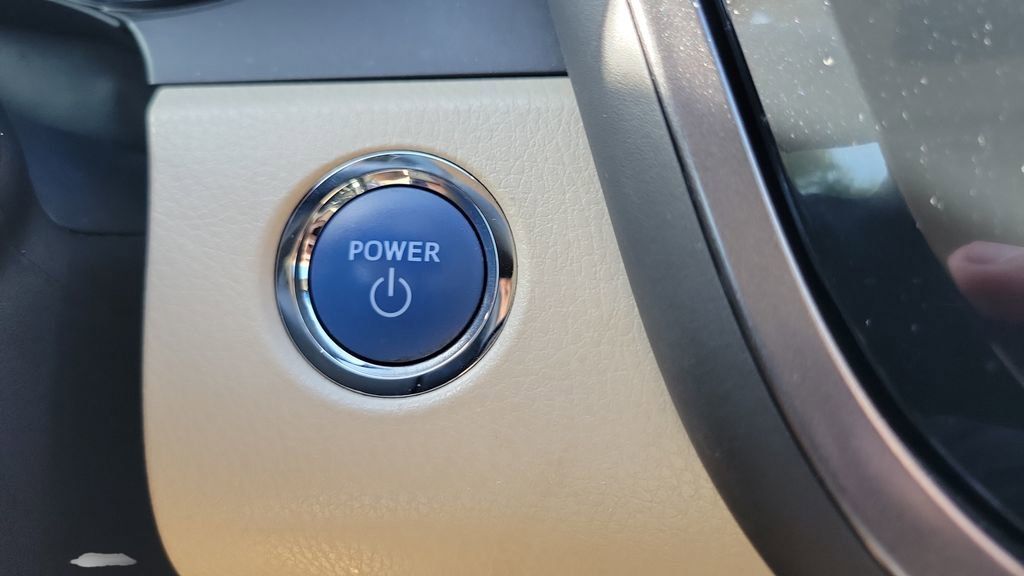 Used 2018 Toyota Camry XLE w/ Audio Package FWD image 27