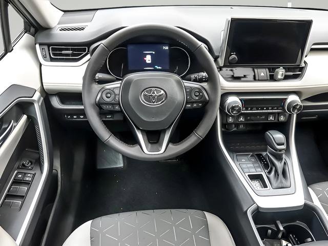 Certified 2025 Toyota RAV4 XLE AWD/4WD image 13