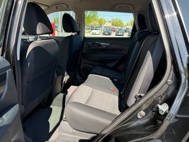 Used 2019 Nissan Rogue S AWD/4WD image 22