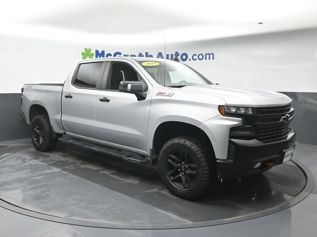 Used 2019 Chevrolet Silverado 1500 LT Trail Boss image 2