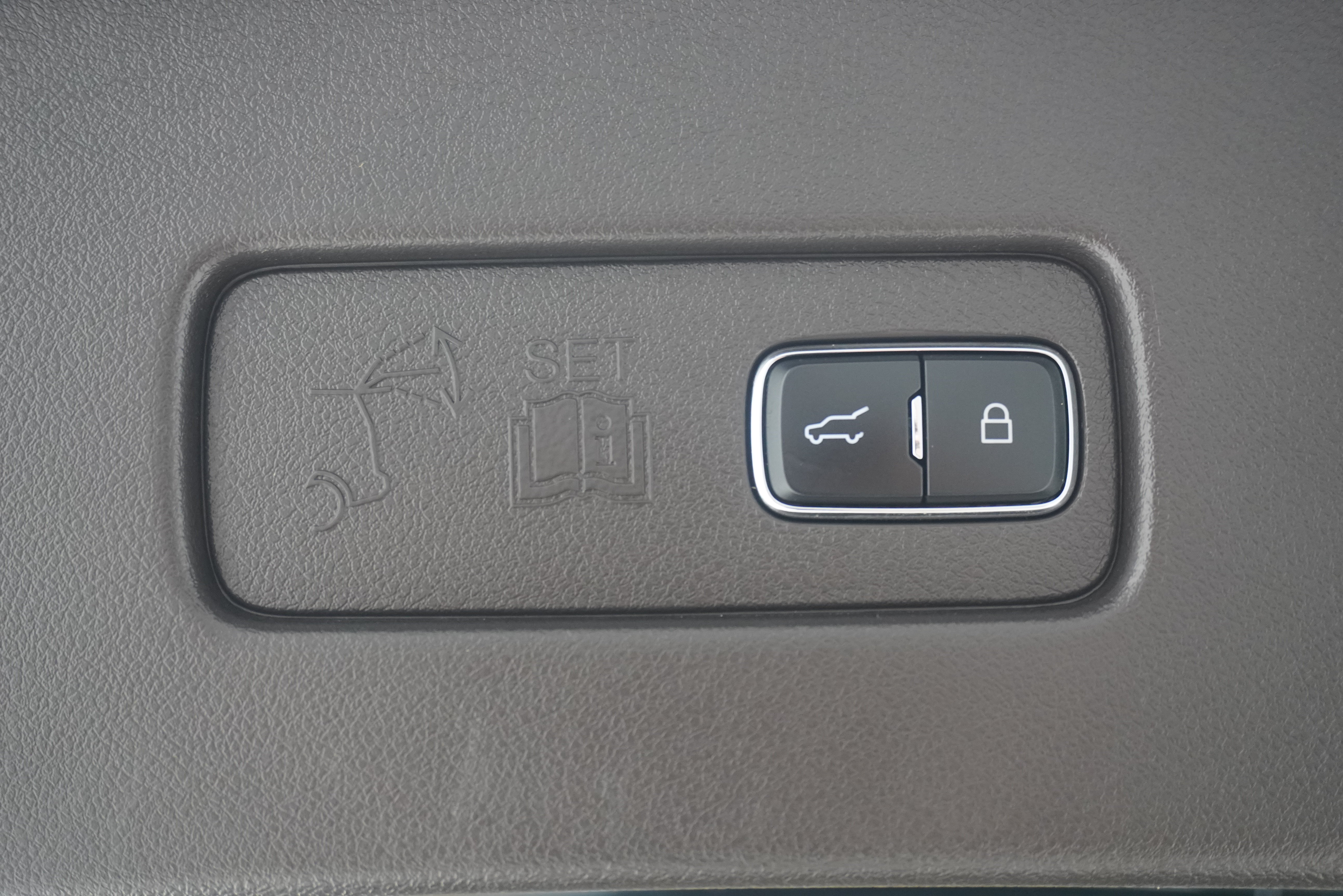 Used 2020 Lincoln Aviator Black Label Grand Touring w/ Class IV Trailer Tow Package AWD/4WD image 33