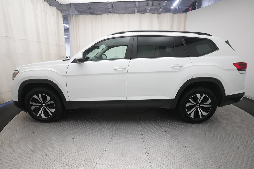 Used 2024 Volkswagen Atlas SE AWD/4WD image 23