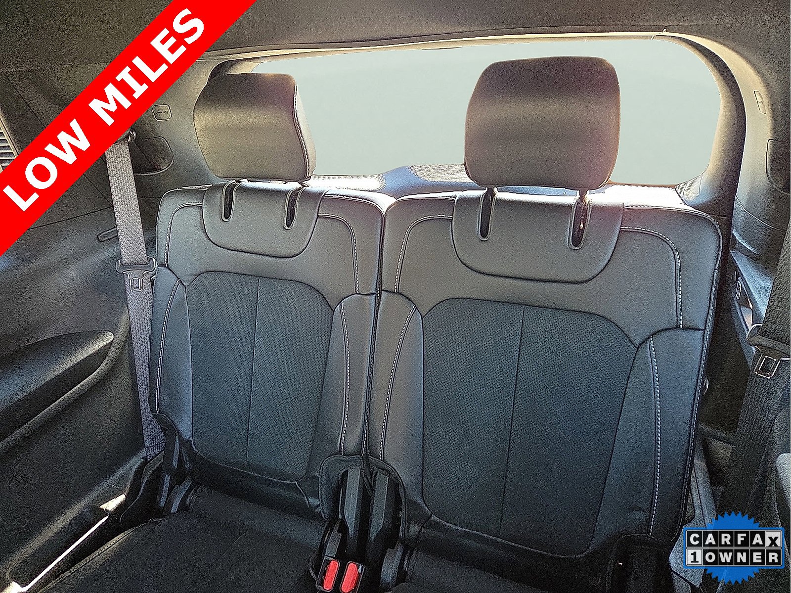 Used 2024 Jeep Grand Cherokee L Altitude image 11