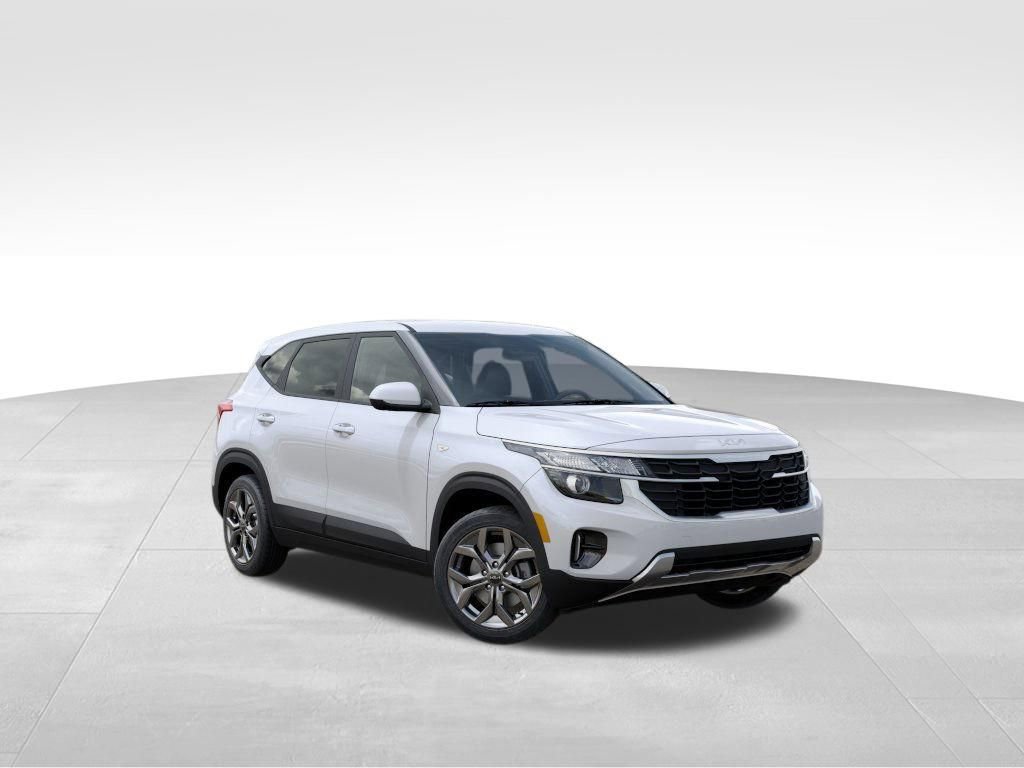 New 2026 Kia Seltos LX image 8
