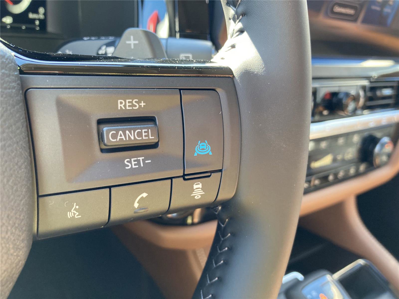 New 2026 Nissan Pathfinder Platinum image 22