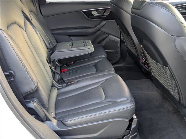 Used 2025 Audi Q7 3.0T Prestige image 22