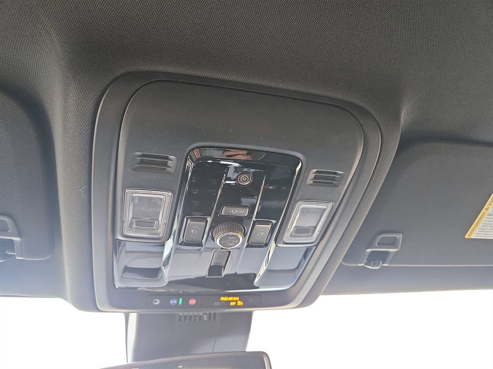 New 2026 GMC Yukon XL Elevation image 25