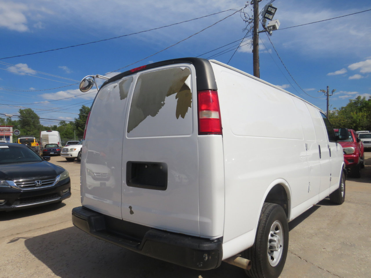 Used 2009 Chevrolet Express 2500 Extended image 18