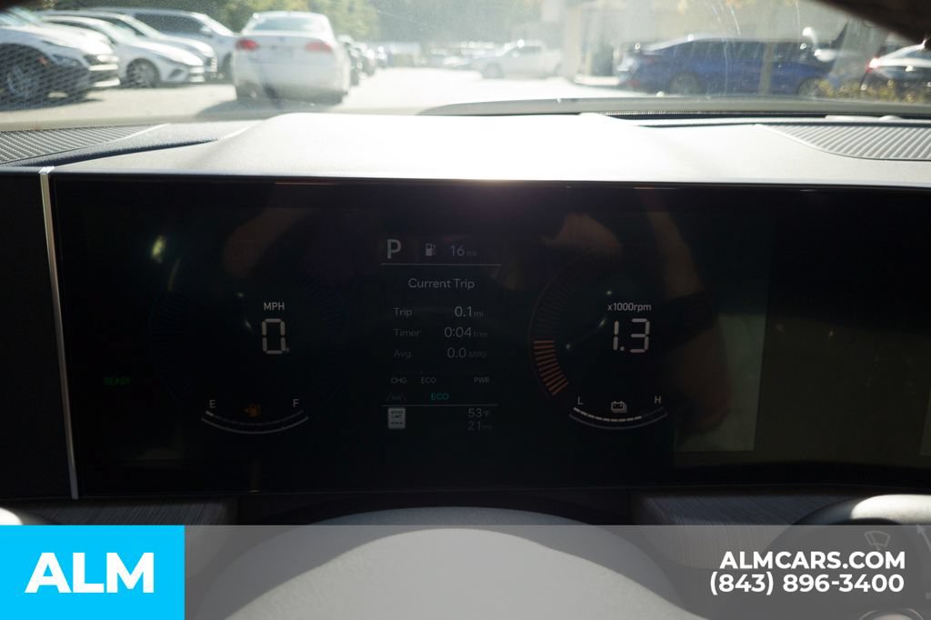 Certified 2025 Hyundai Sonata SEL FWD image 32