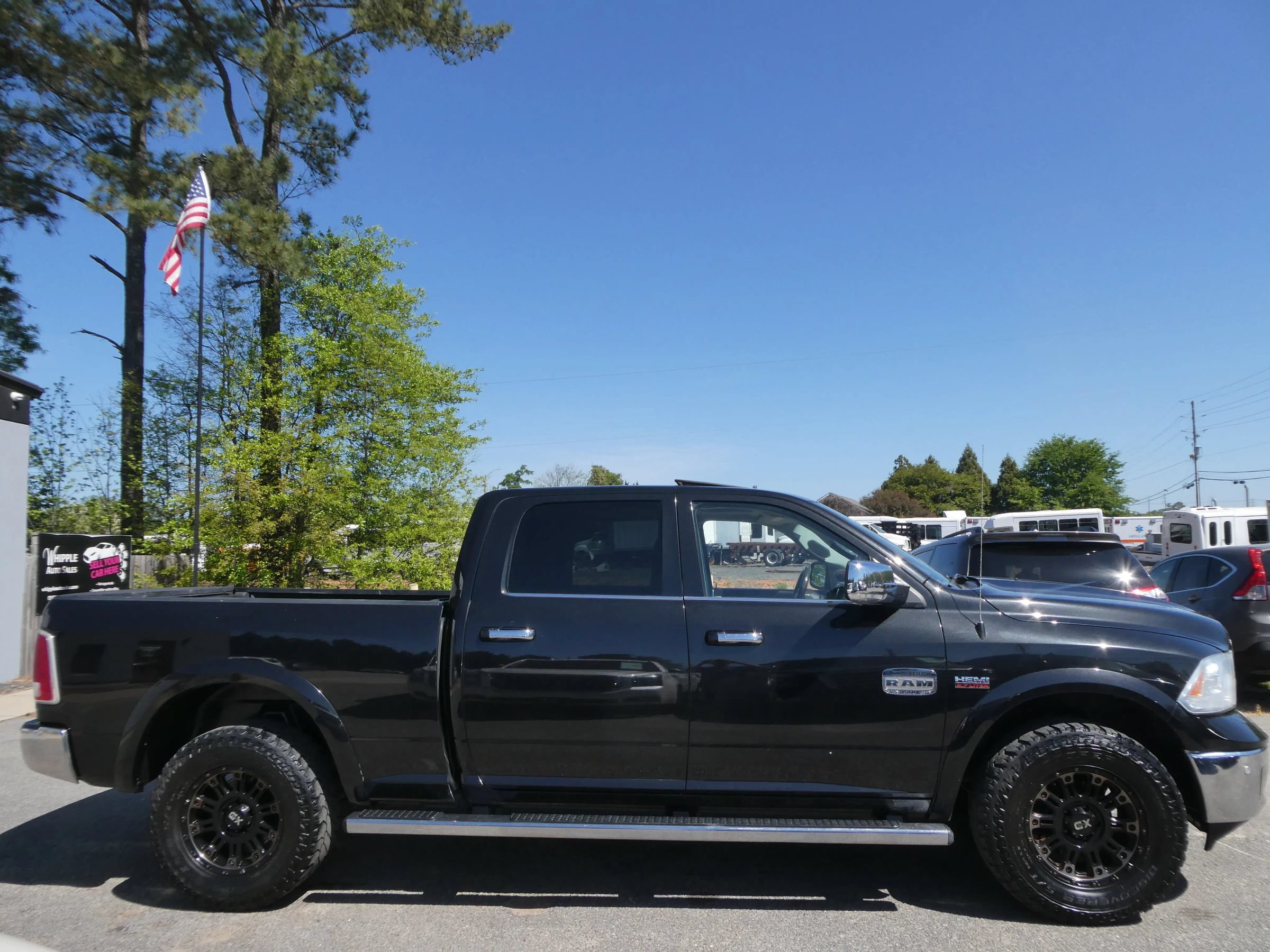 Used 2018 RAM 1500 Laramie Longhorn w/ Longhorn Southfork Package AWD/4WD image 4