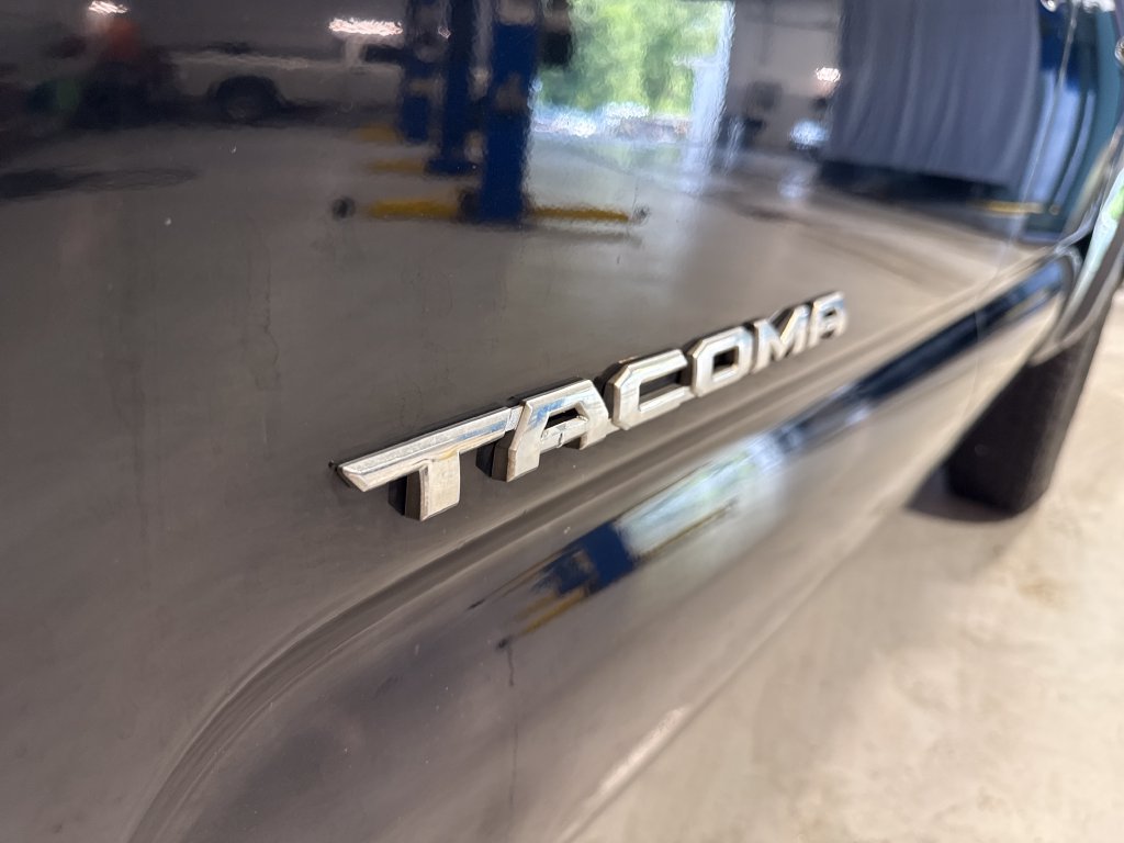 Used 2019 Toyota Tacoma SR5 RWD image 50