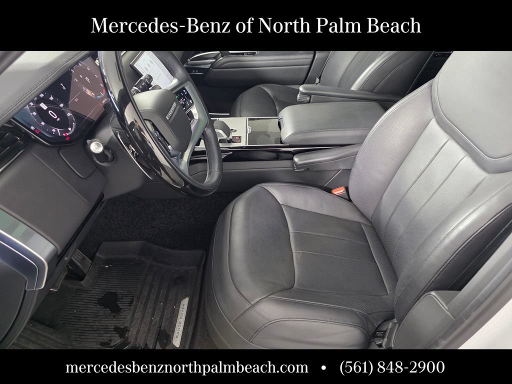 Used 2024 Land Rover Range Rover SE AWD/4WD image 9