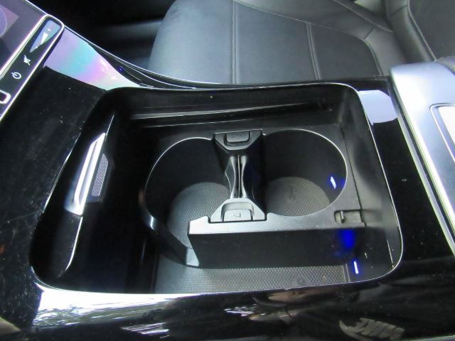 Used 2024 Mercedes-Benz C 300 Sedan image 49
