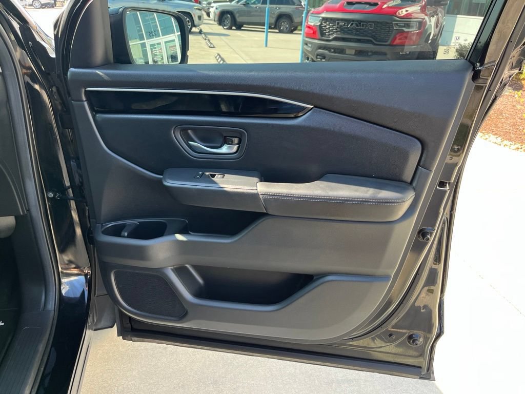 Used 2024 Honda Pilot Touring image 30