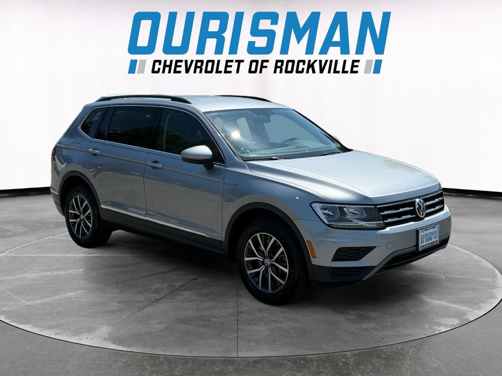 Used 2020 Volkswagen Tiguan SE w/ 3rd Row Seat Package