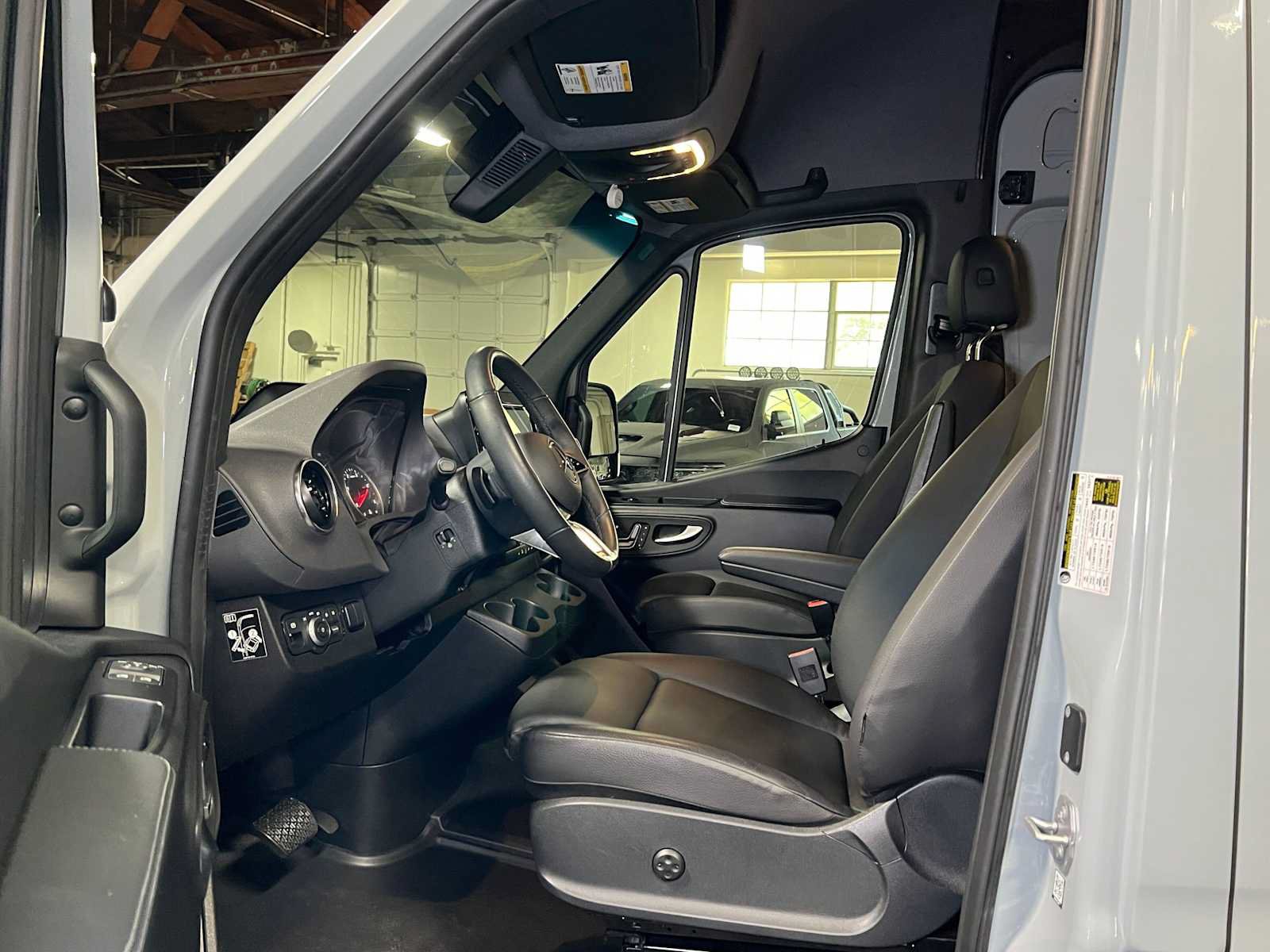 Used 2026 Mercedes-Benz Sprinter 2500 image 23