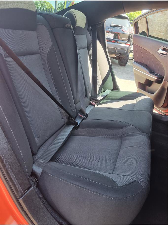 Used 2018 Dodge Charger R/T RWD image 10
