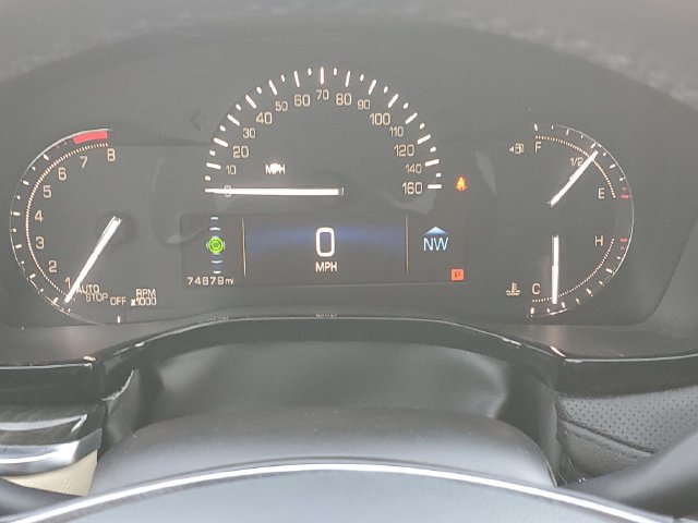 Used 2018 Cadillac XT5 FWD image 20