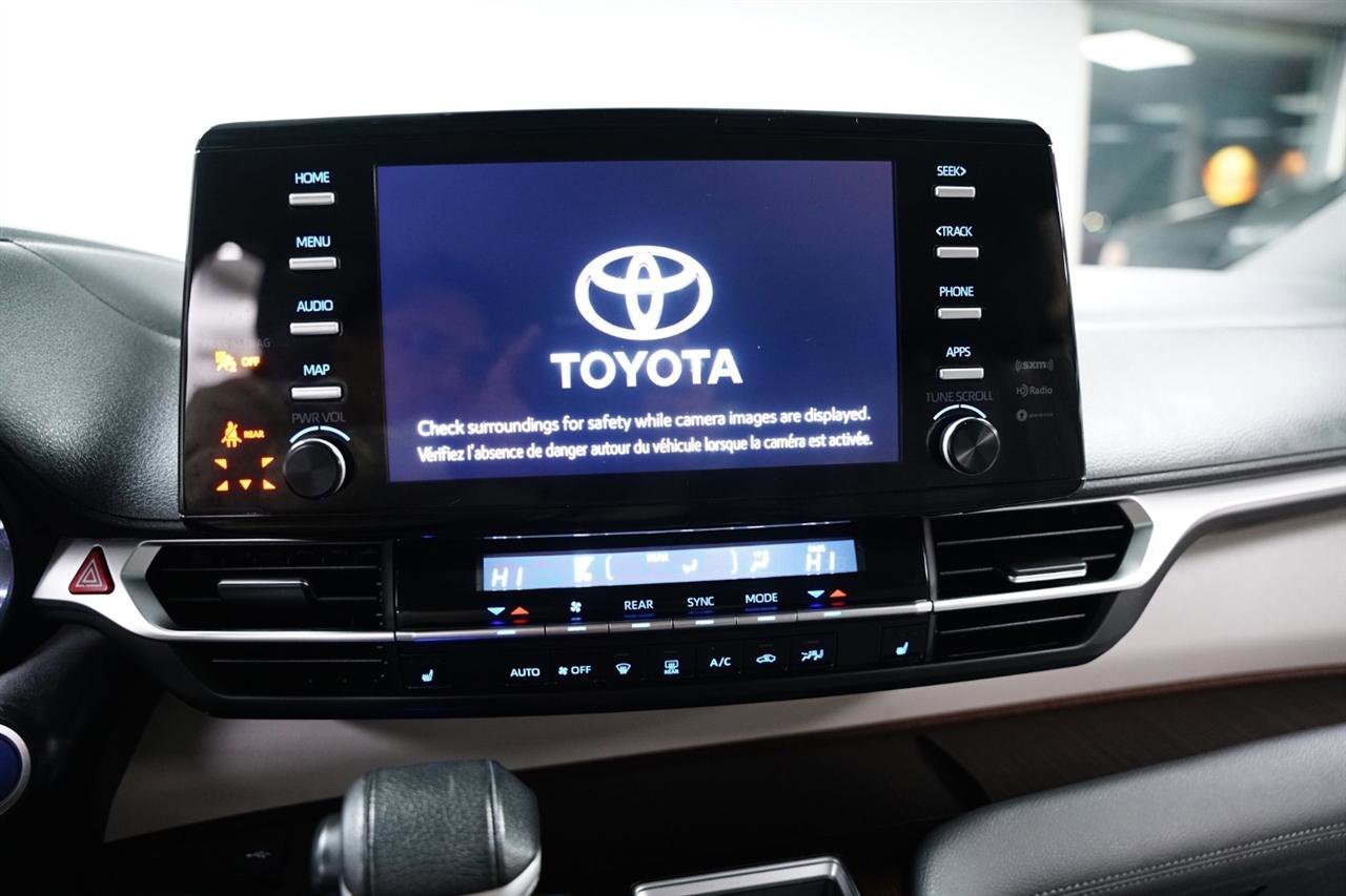 Used 2023 Toyota Sienna XLE image 20