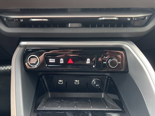 New 2025 Audi Q5 Premium Plus image 28