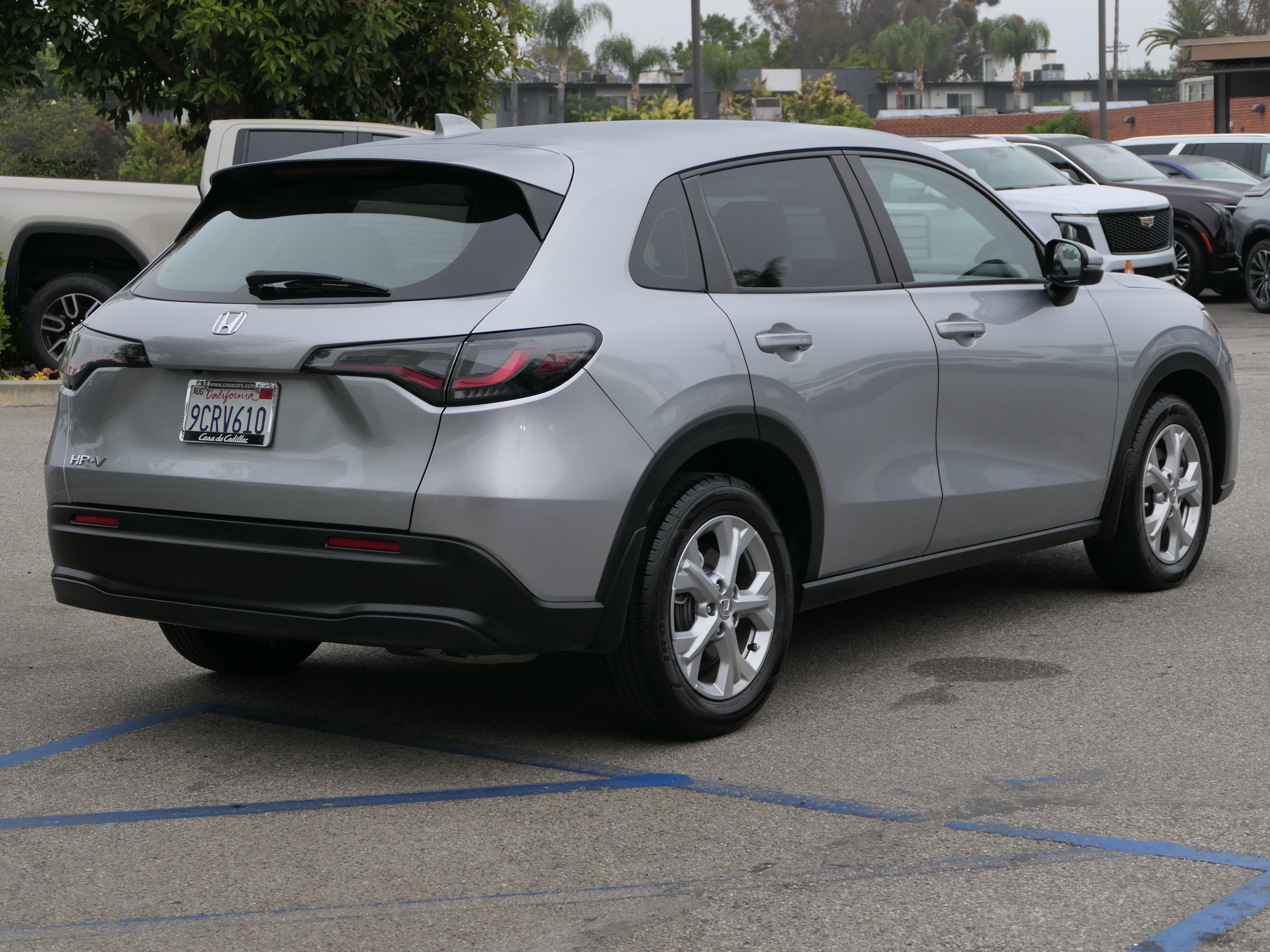 Used 2023 Honda HR-V LX image 6