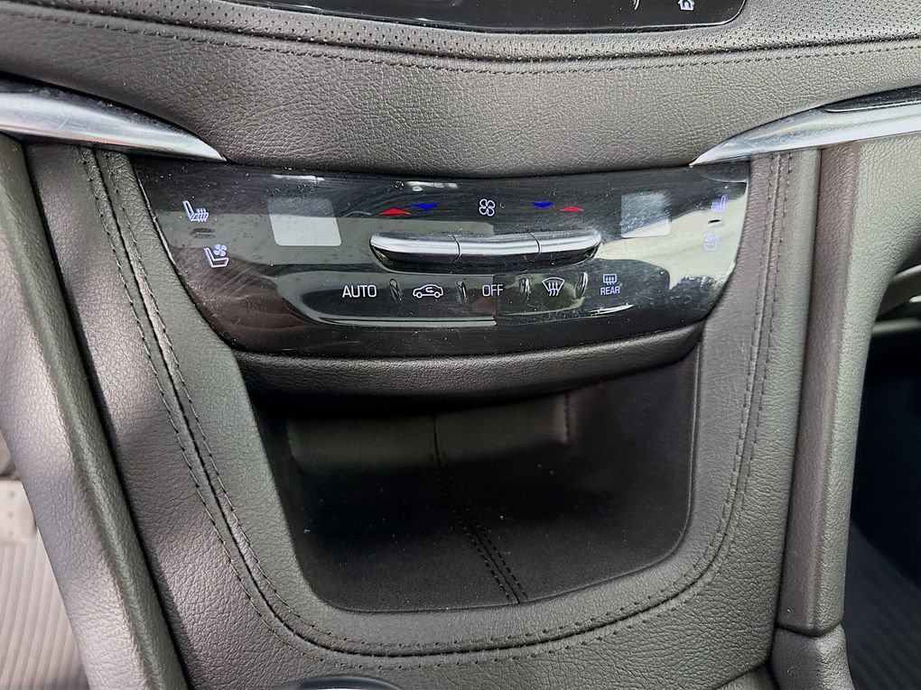Used 2024 Cadillac XT5 Premium Luxury w/ Technology Package image 22