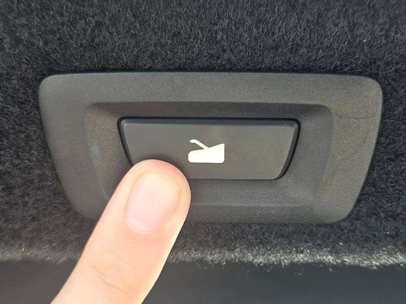 Used 2024 Lucid Air Pure RWD image 84
