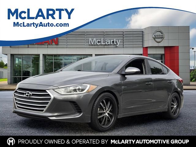 Used 2017 Hyundai Elantra SE FWD 360° Tour