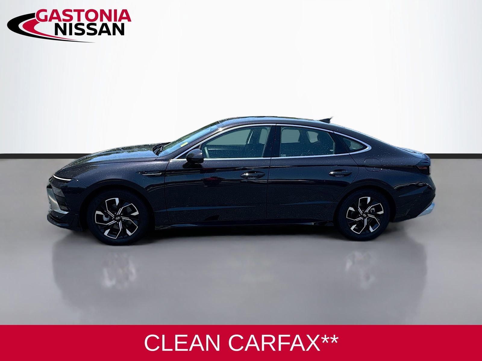 Used 2025 Hyundai Sonata SEL FWD image 5