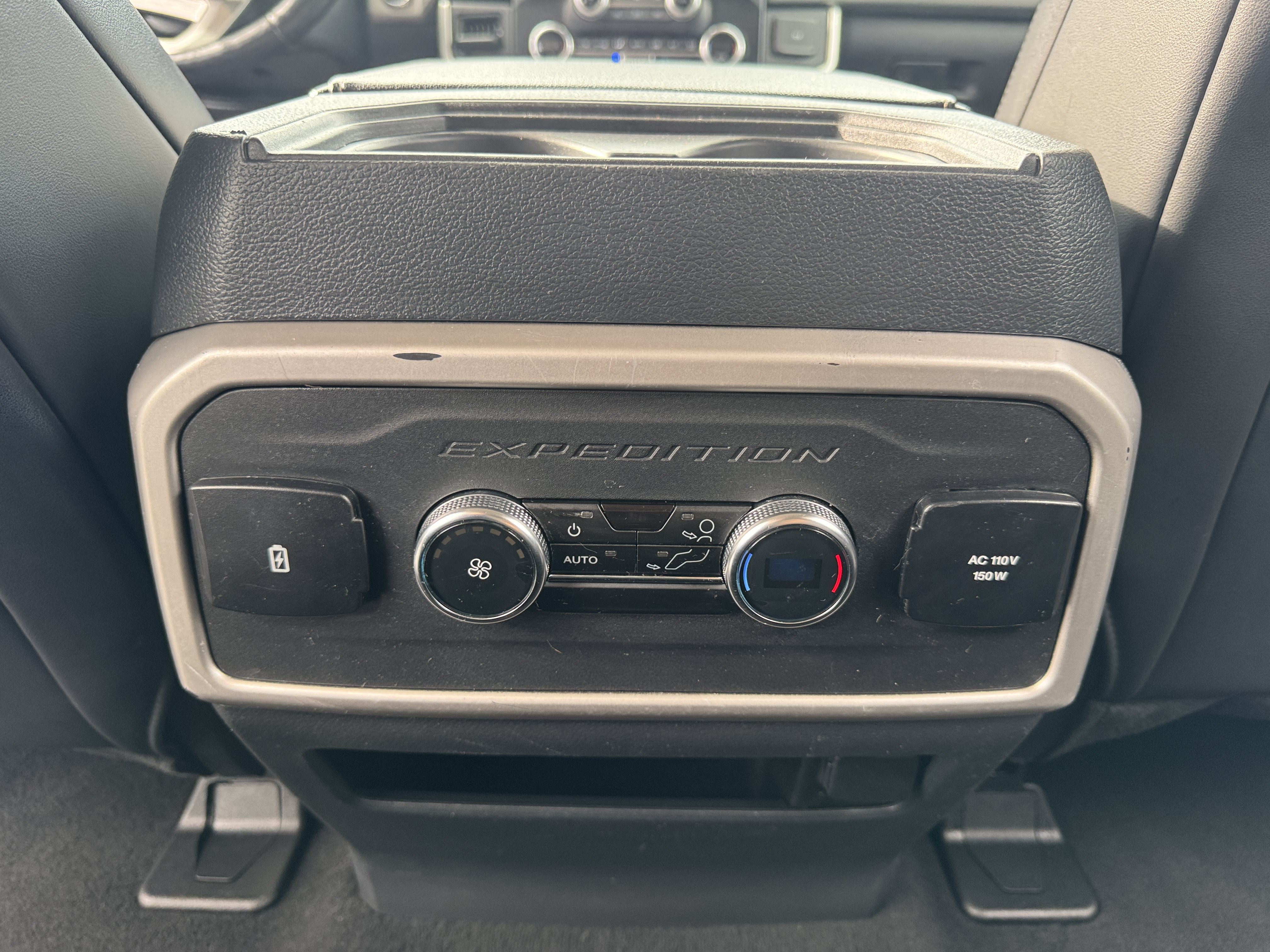 Used 2024 Ford Expedition Max XLT RWD image 18