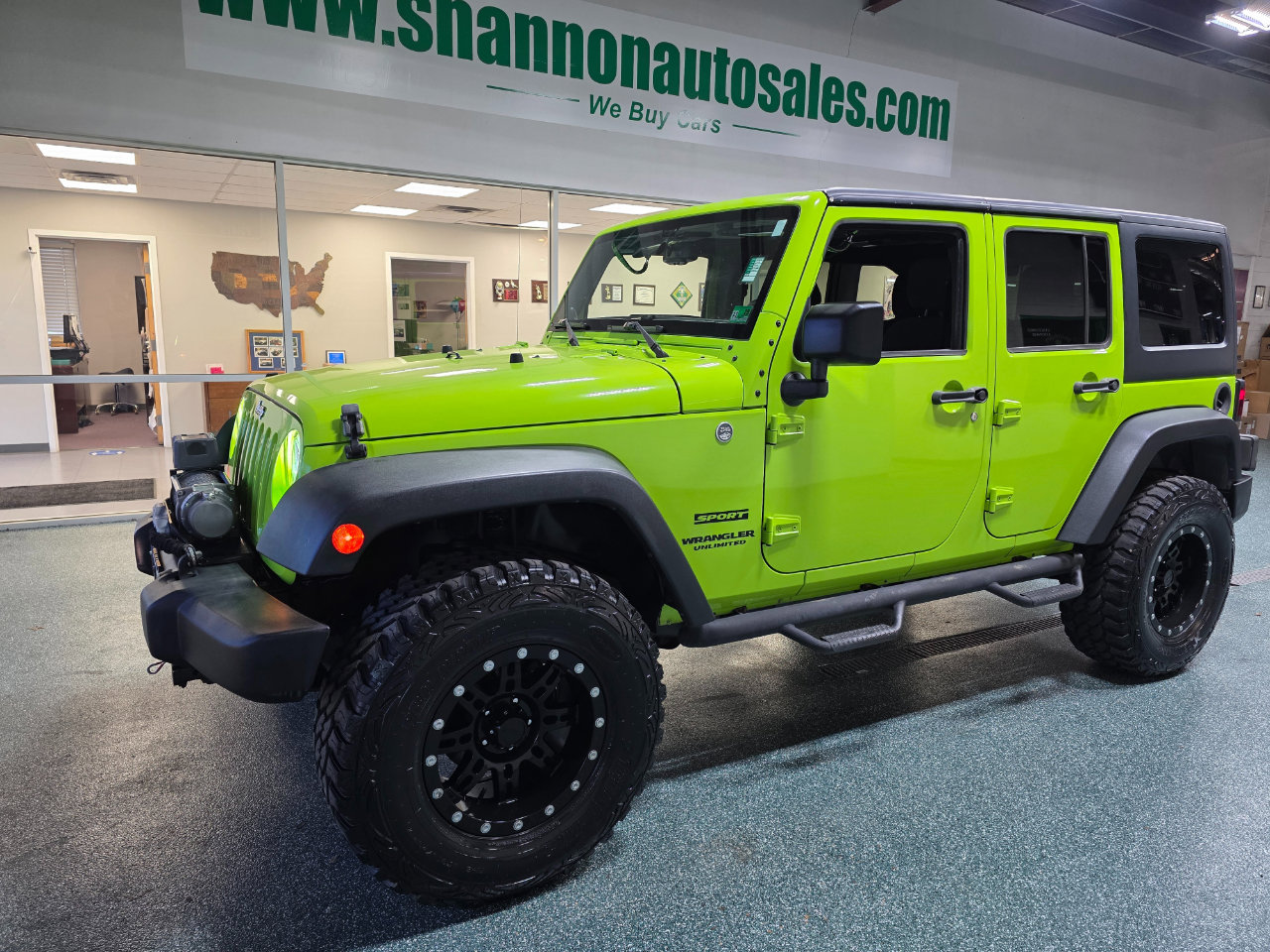 Used 2013 Jeep Wrangler Unlimited Sport image 2