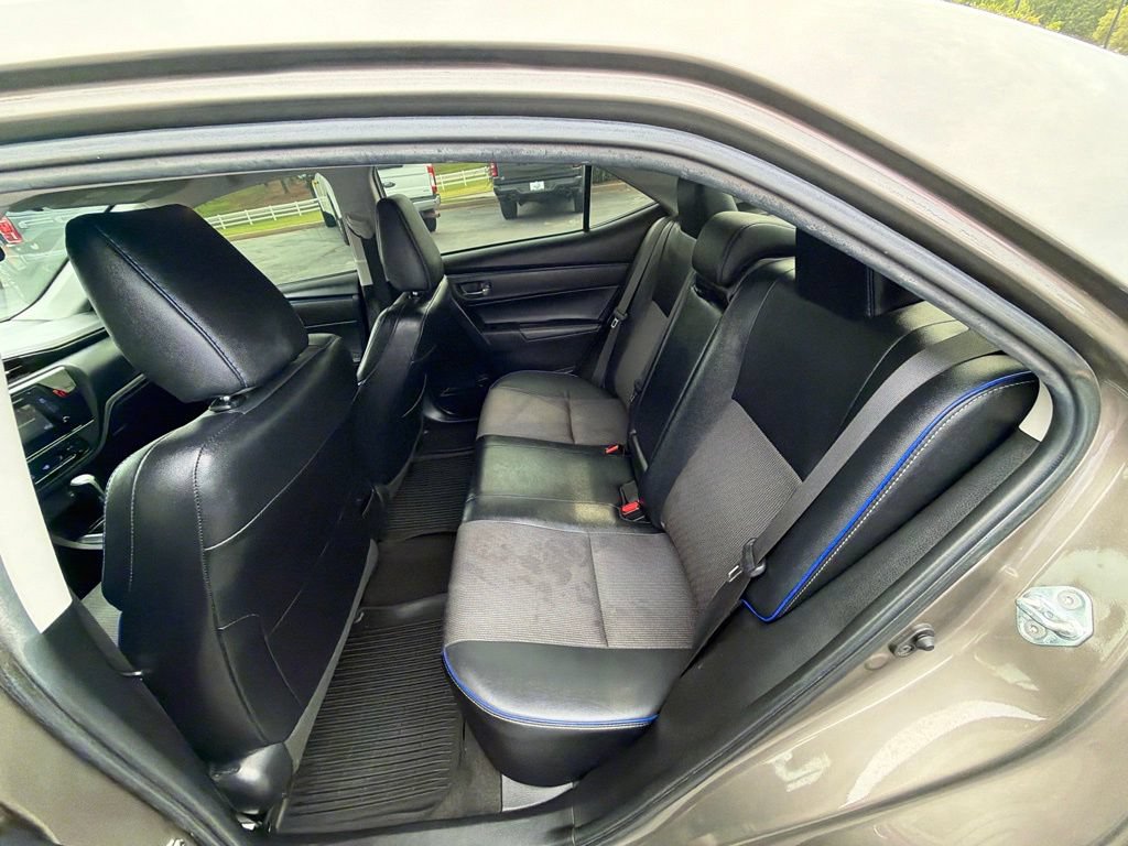 Used 2019 Toyota Corolla SE FWD image 15