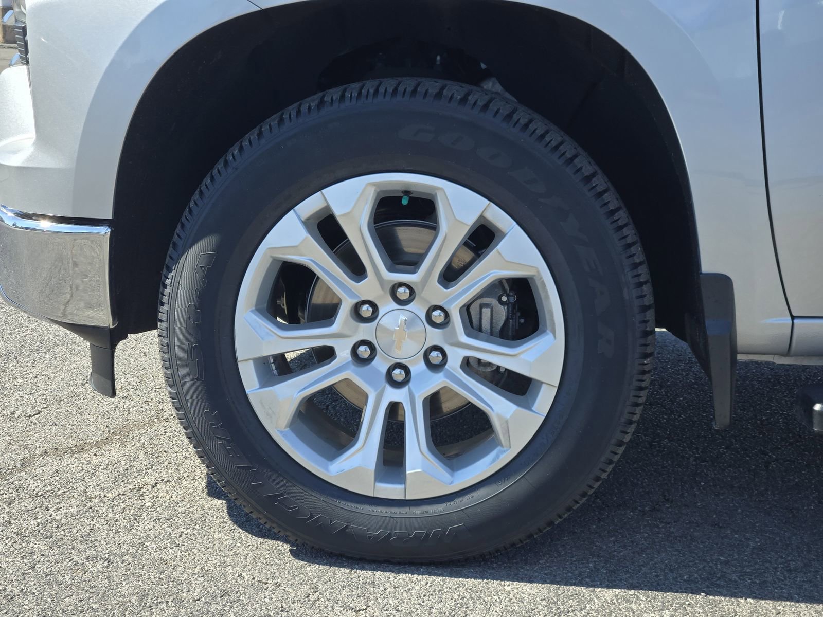 Certified 2022 Chevrolet Silverado 1500 LTZ w/ Technology Package image 14