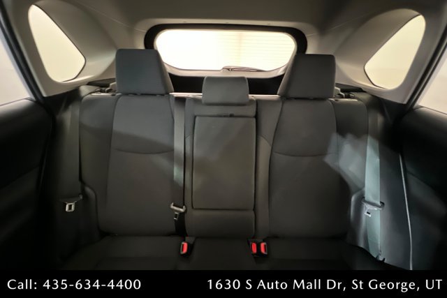 Used 2025 Toyota RAV4 LE AWD/4WD image 25