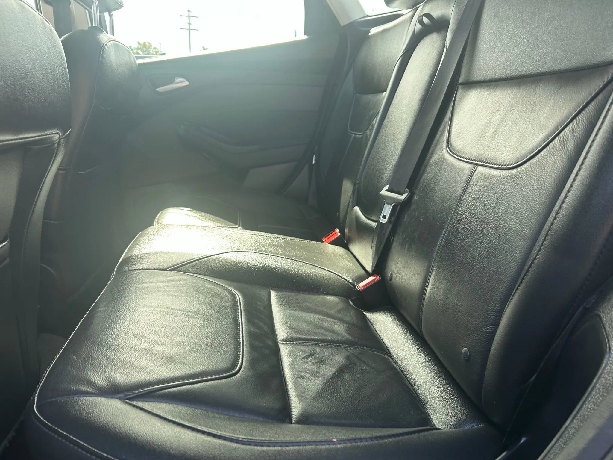 Used 2018 Ford Focus Titanium image 15