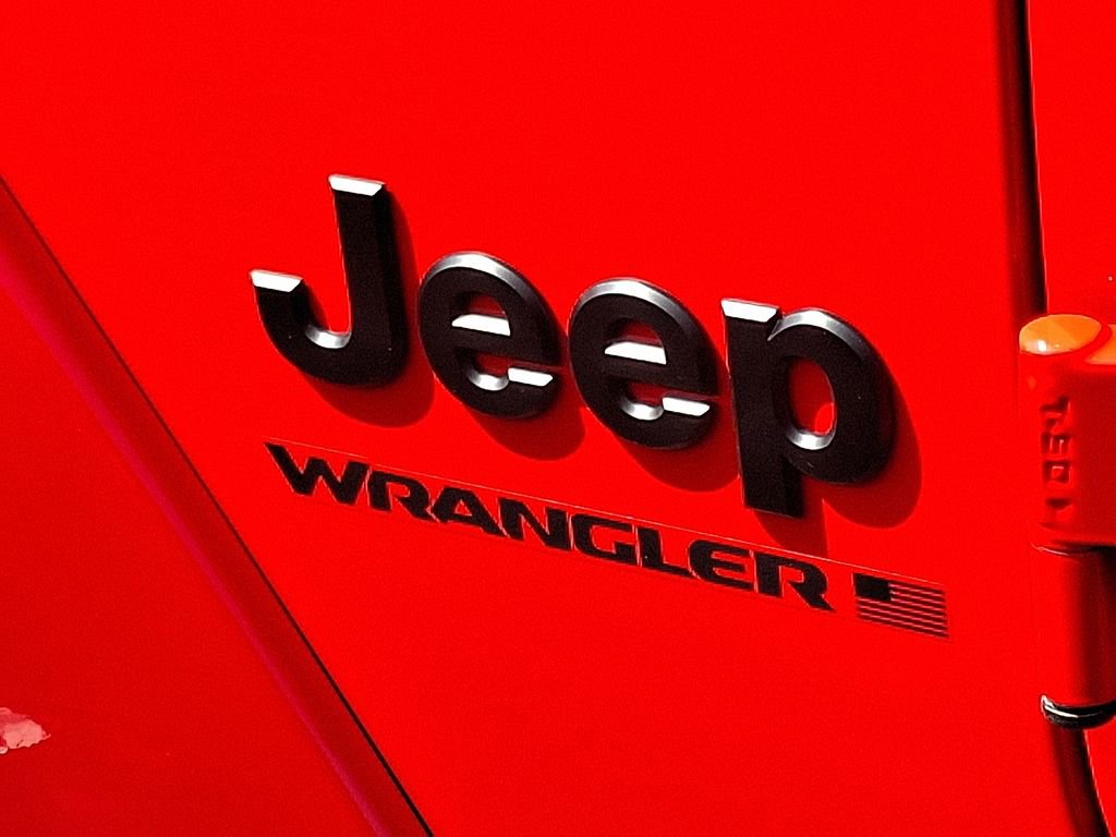 New 2025 Jeep Wrangler Sahara w/ Technology Group image 22