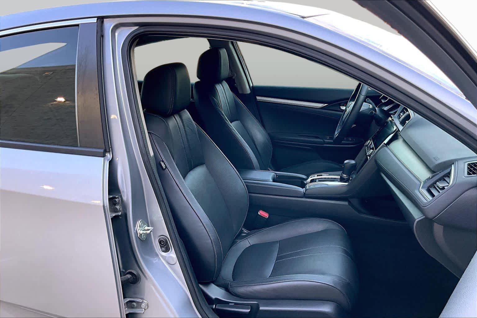 Used 2017 Honda Civic EX-L image 9