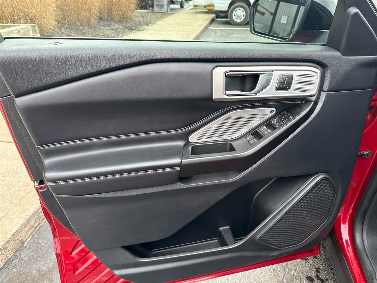 Used 2020 Ford Explorer ST w/ Premium Technology Package AWD/4WD image 22