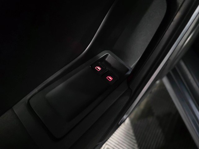 Used 2019 Volkswagen Beetle 2.0T S image 26