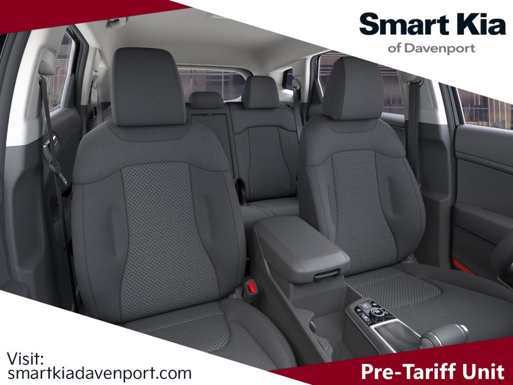New 2025 Kia Sportage LX image 16