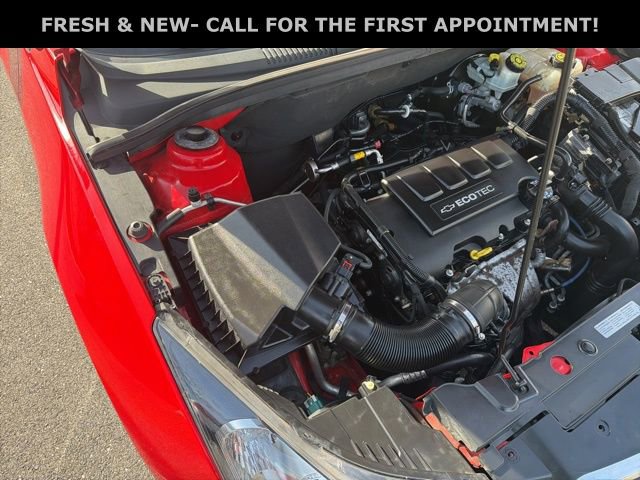 Used 2016 Chevrolet Cruze LT image 8