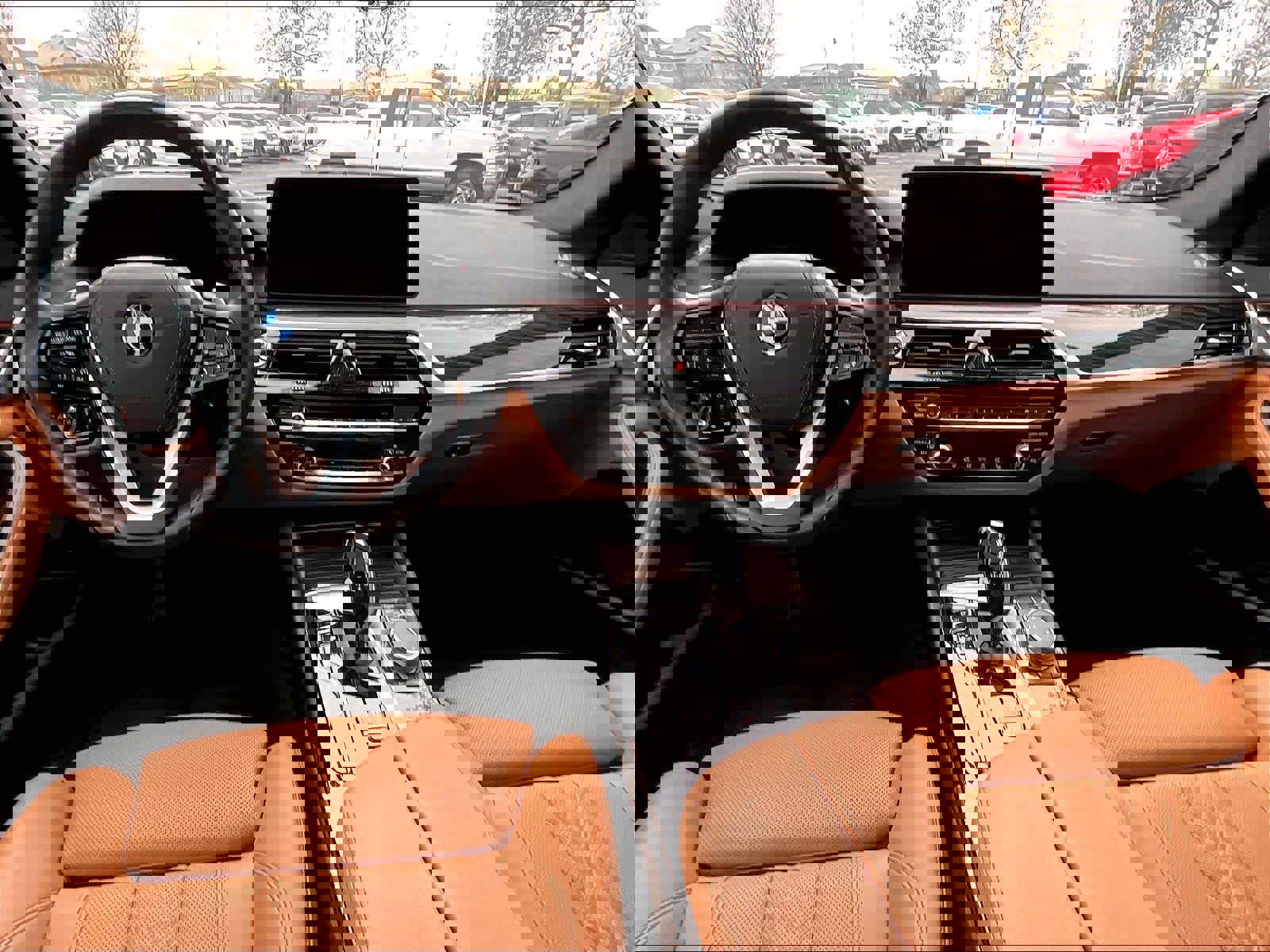 Used 2023 BMW 540i w/ Convenience Package image 17