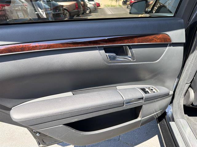 Used 2012 Mercedes-Benz S 550 image 8