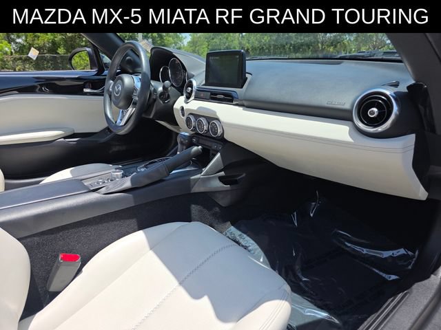 Used 2021 MAZDA MX-5 Miata RF Grand Touring RWD image 9