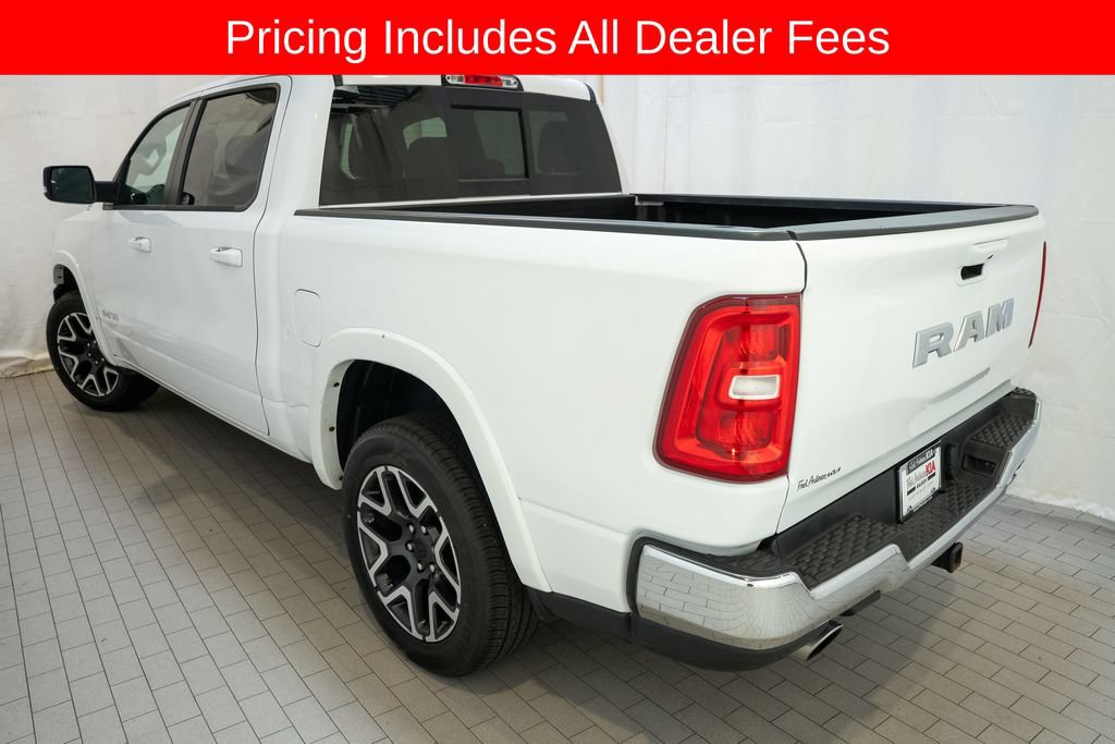 Used 2025 RAM 1500 Laramie AWD/4WD image 3