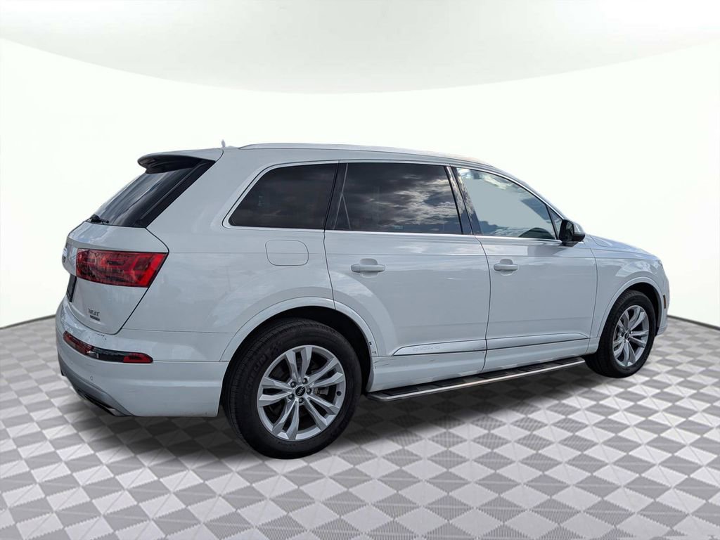 Used 2018 Audi Q7 3.0T Prestige w/ Prestige Package AWD/4WD image 3