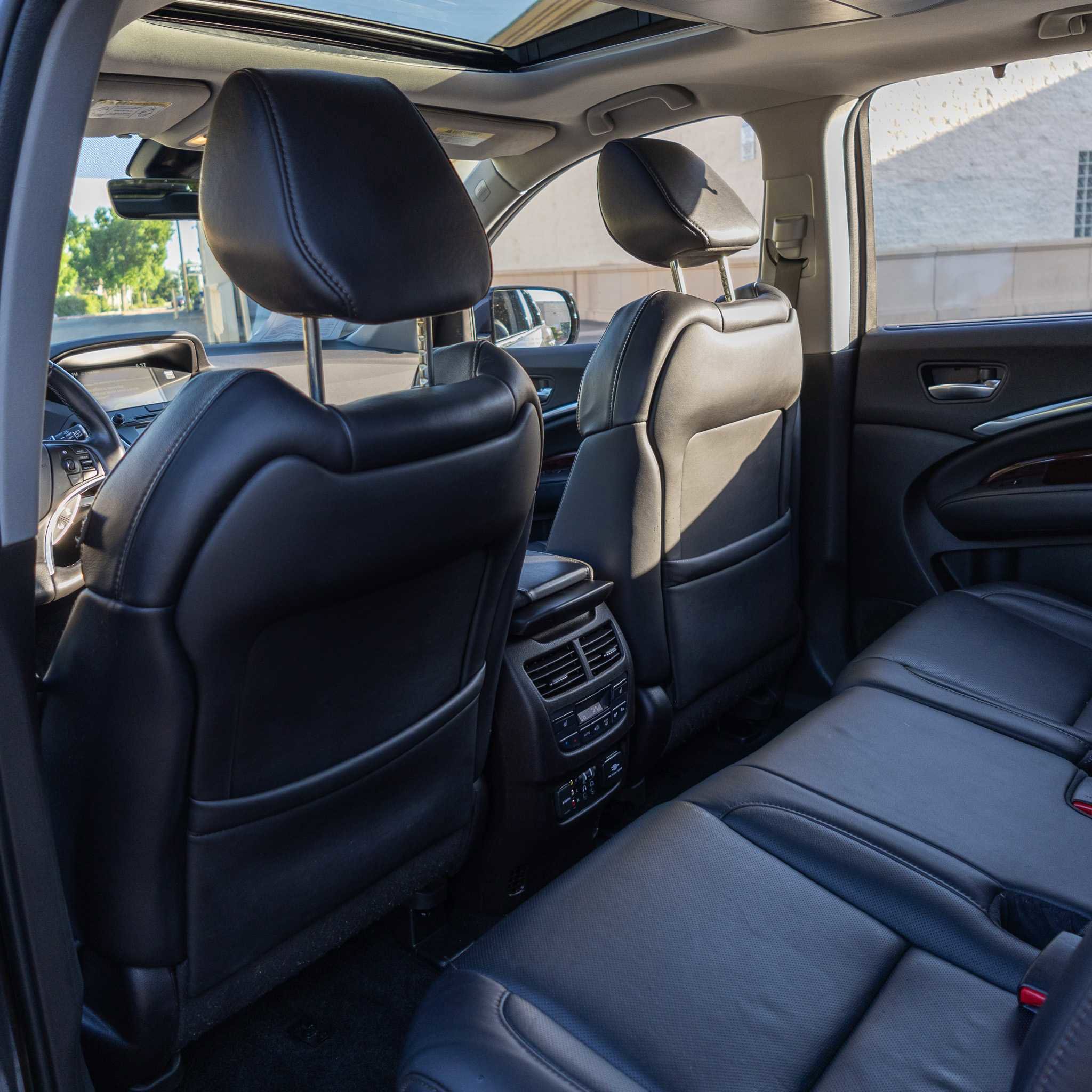 Used 2016 Acura MDX SH-AWD image 18